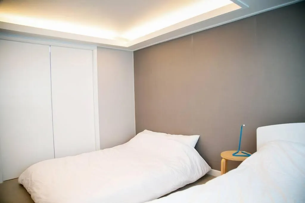 R House Apartment Seoul 0*,